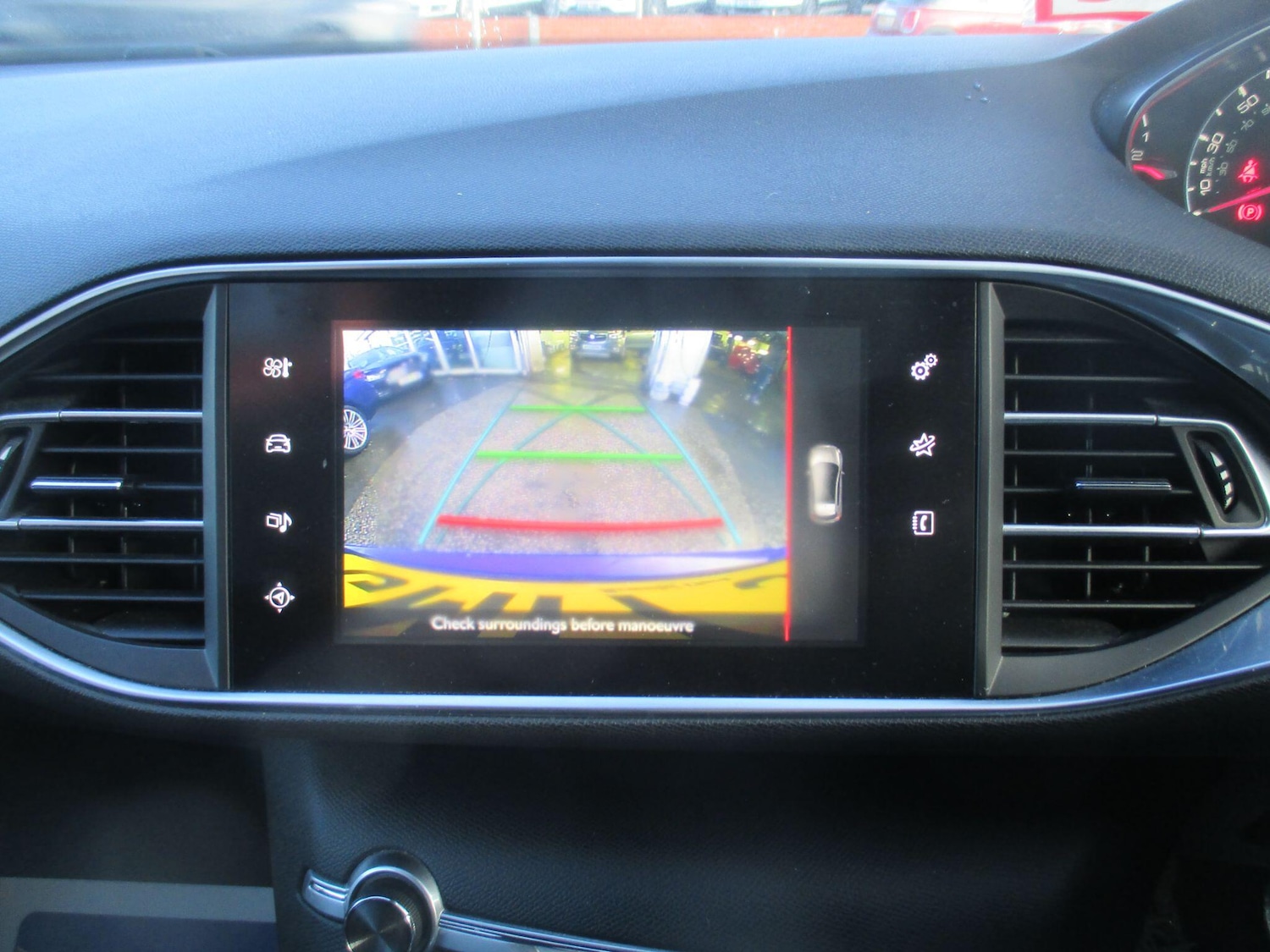 Used Peugeot 308 2017 for sale - 77343890: Photo 33