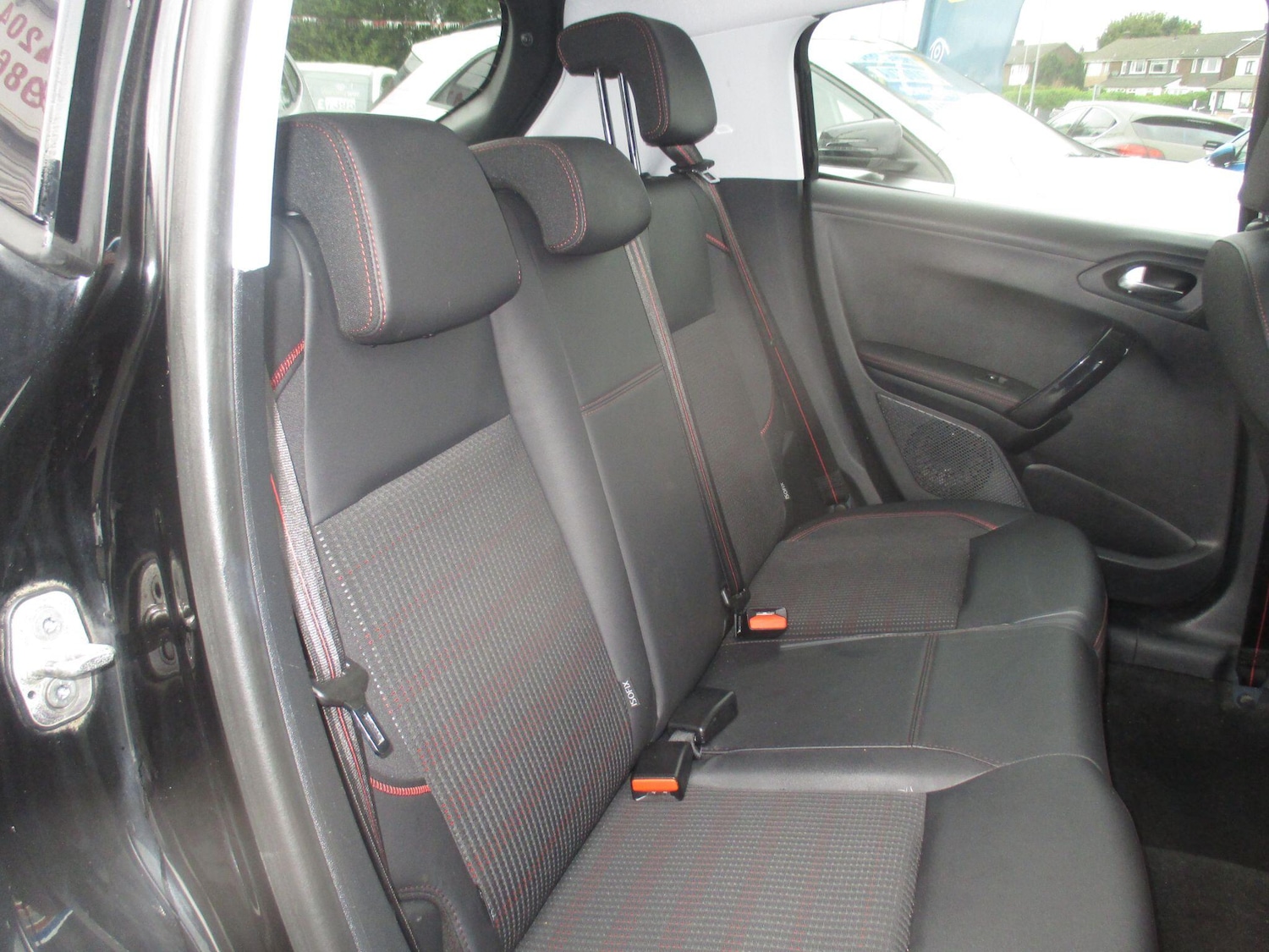 Used Peugeot 208 2015 for sale - 76988991: Photo 20