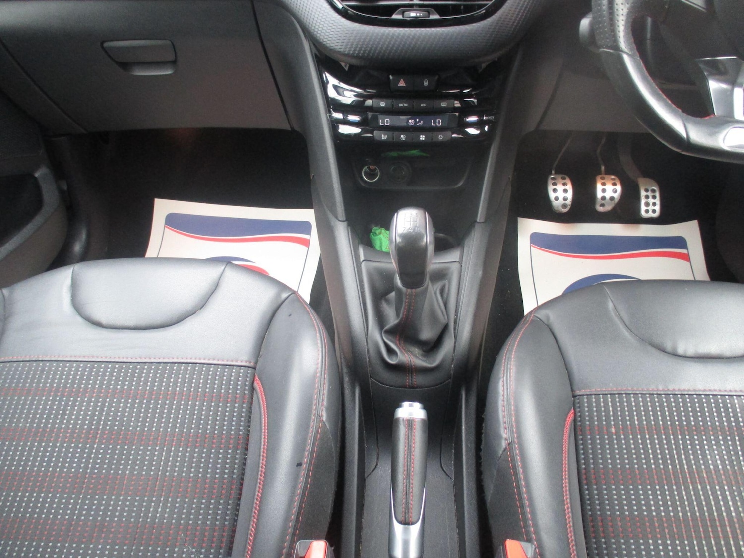 Used Peugeot 208 2015 for sale - 76988991: Photo 21