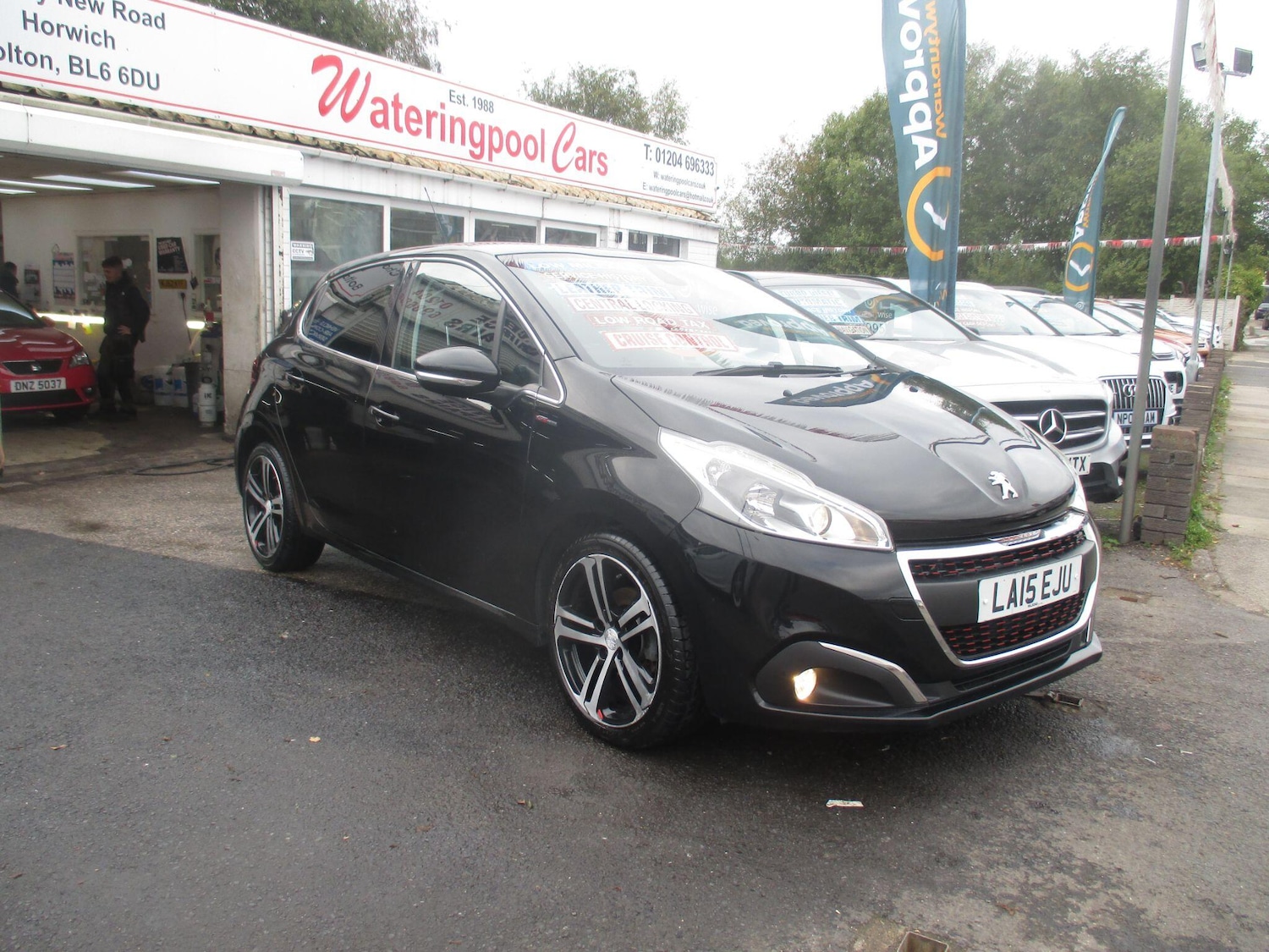 Used Peugeot 208 2015 for sale - 76988991: Photo 3