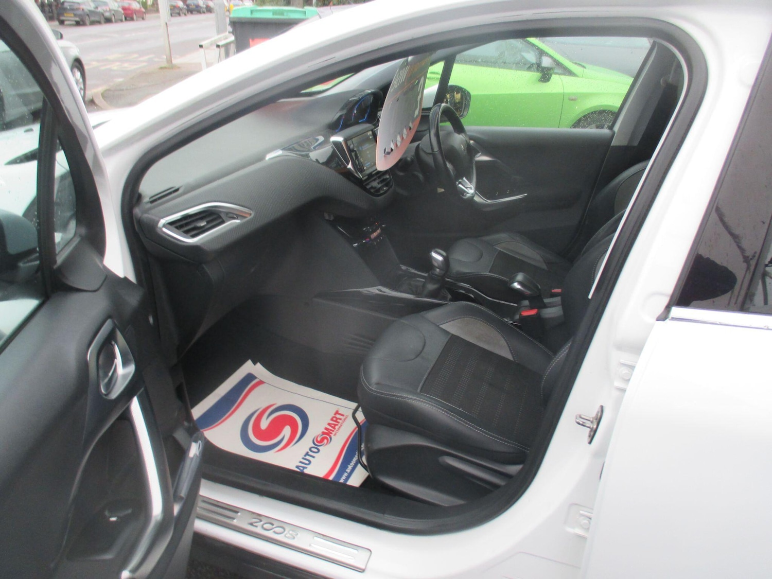 Used Peugeot 2008 2017 for sale - 77468744: Photo 16