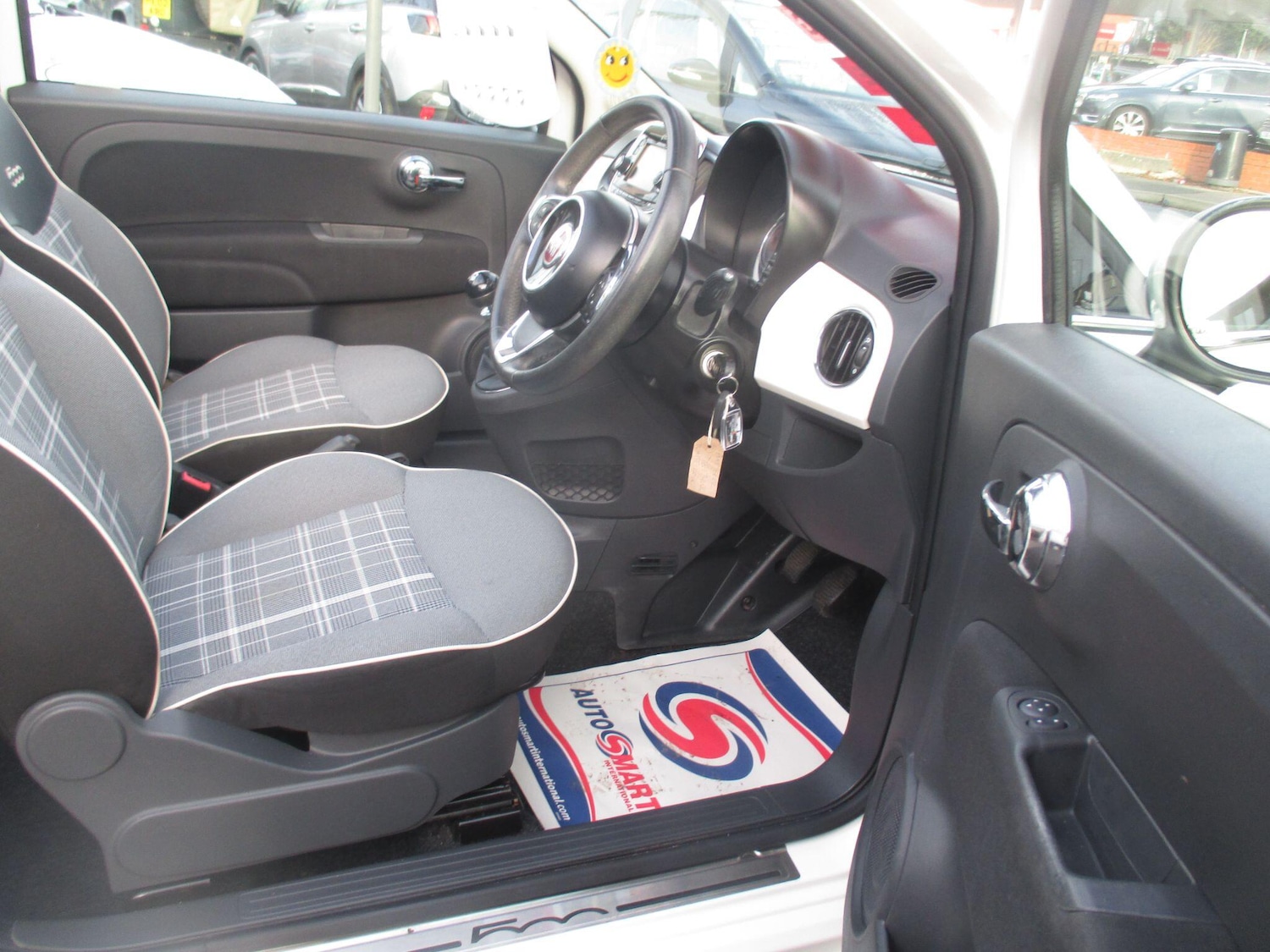 Used Fiat 500C 2017 for sale - 76645348: Photo 21