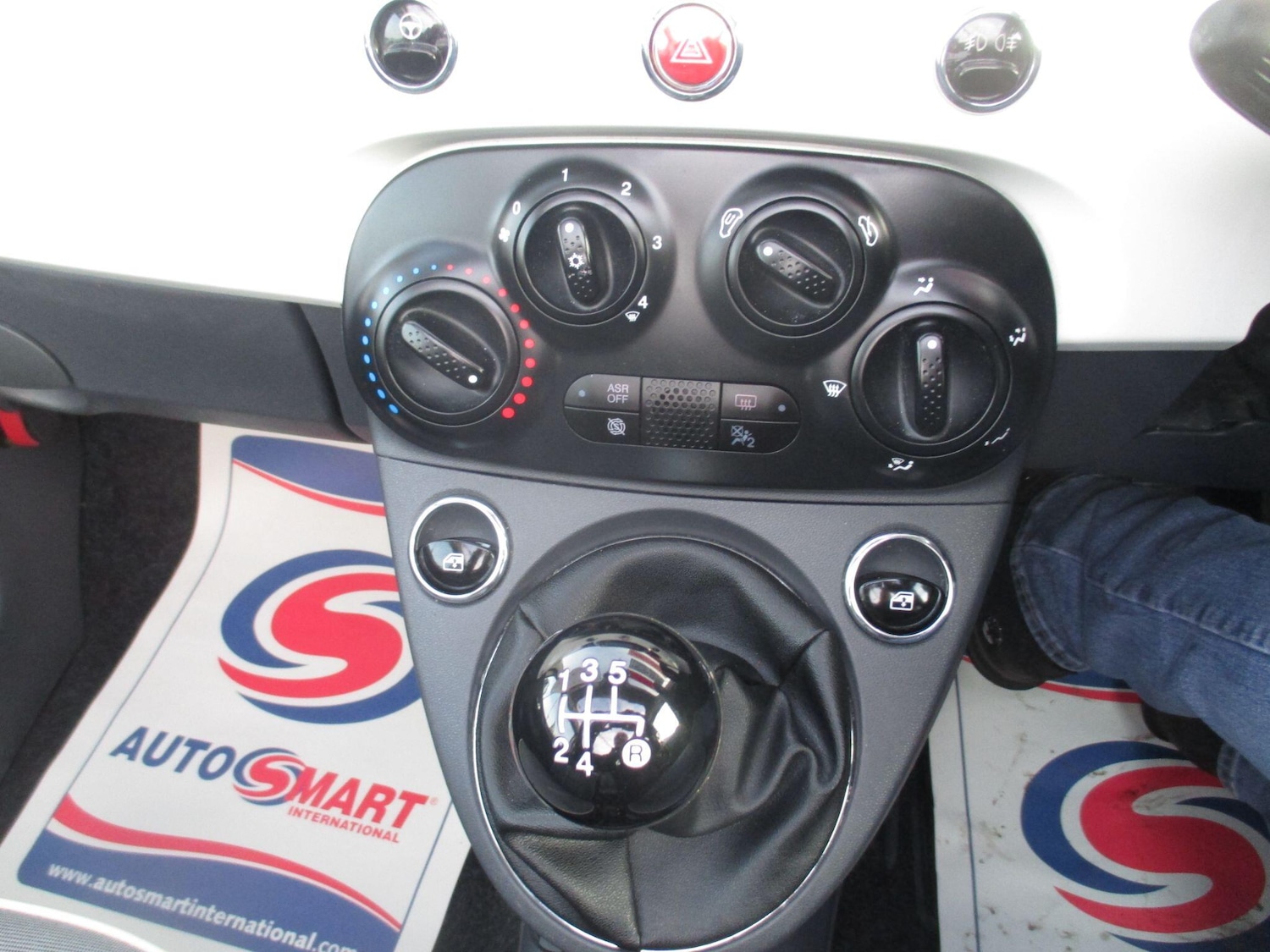 Used Fiat 500C 2017 for sale - 76645348: Photo 32