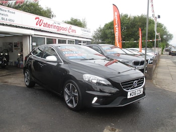 Used Volvo V40 2016 for sale - 79395783: Photo