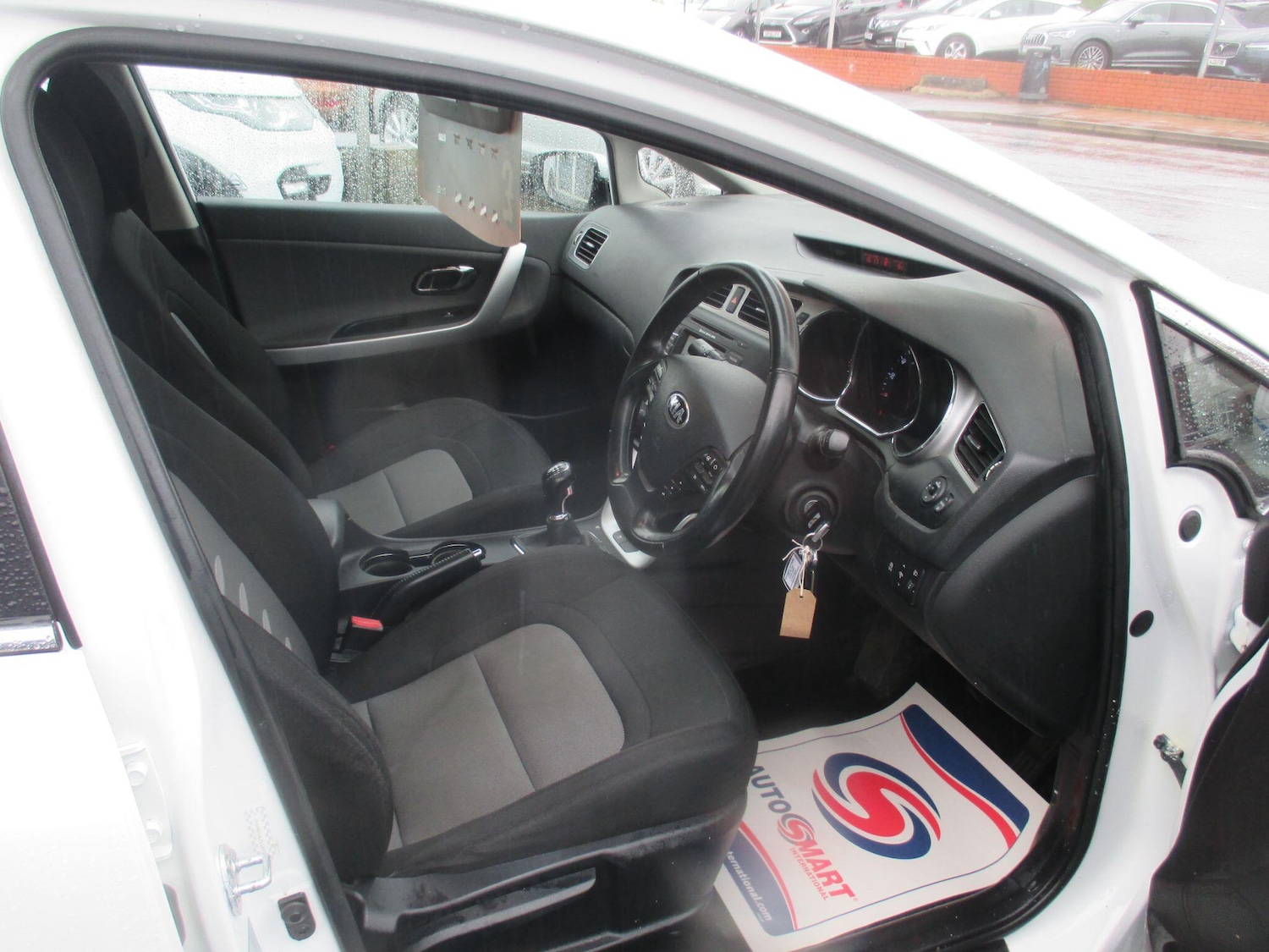 Used Kia Ceed 2015 for sale - 77671104: Photo 9