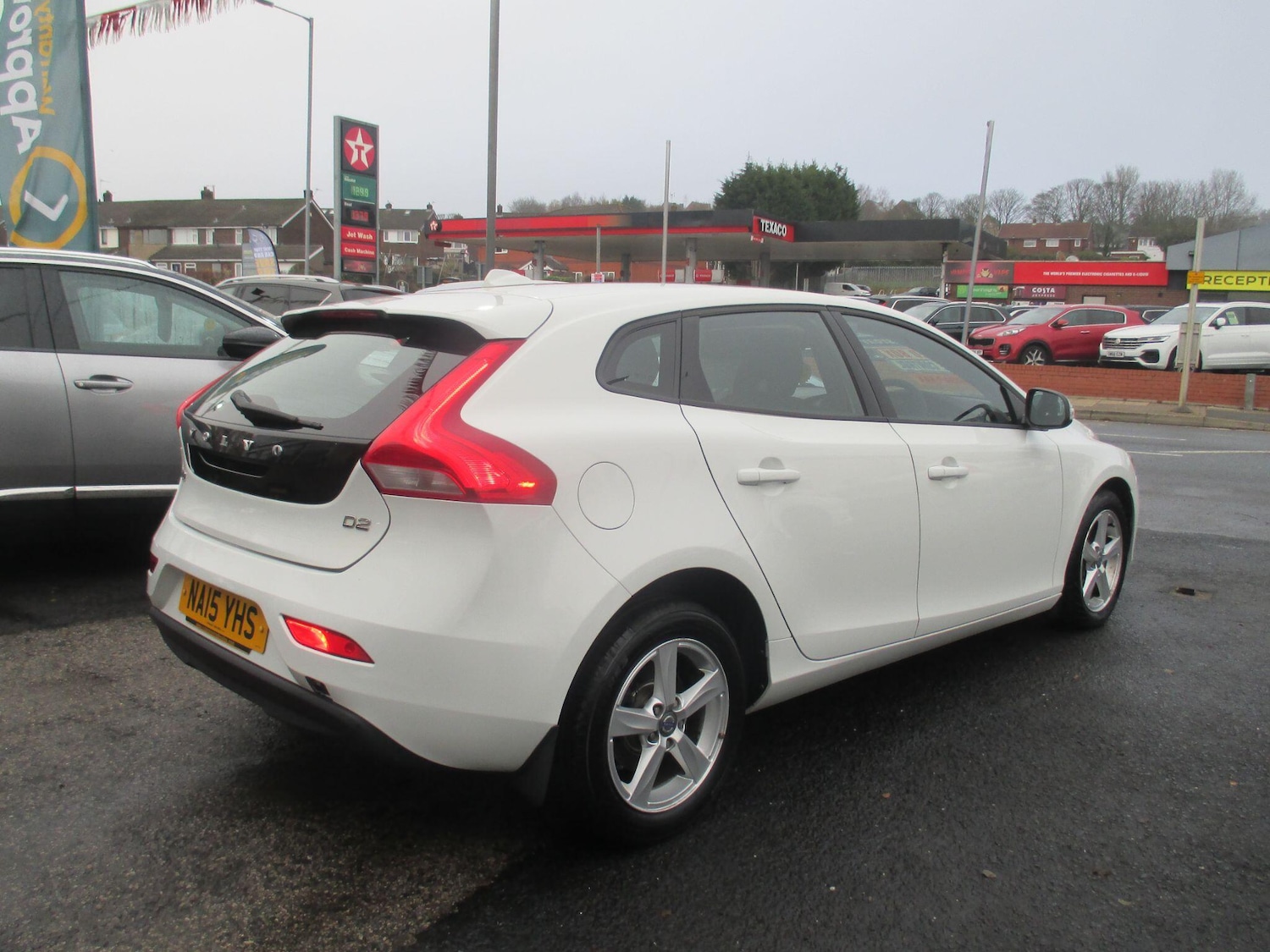 Used Volvo V40 2015 for sale - 76498972: Photo 10