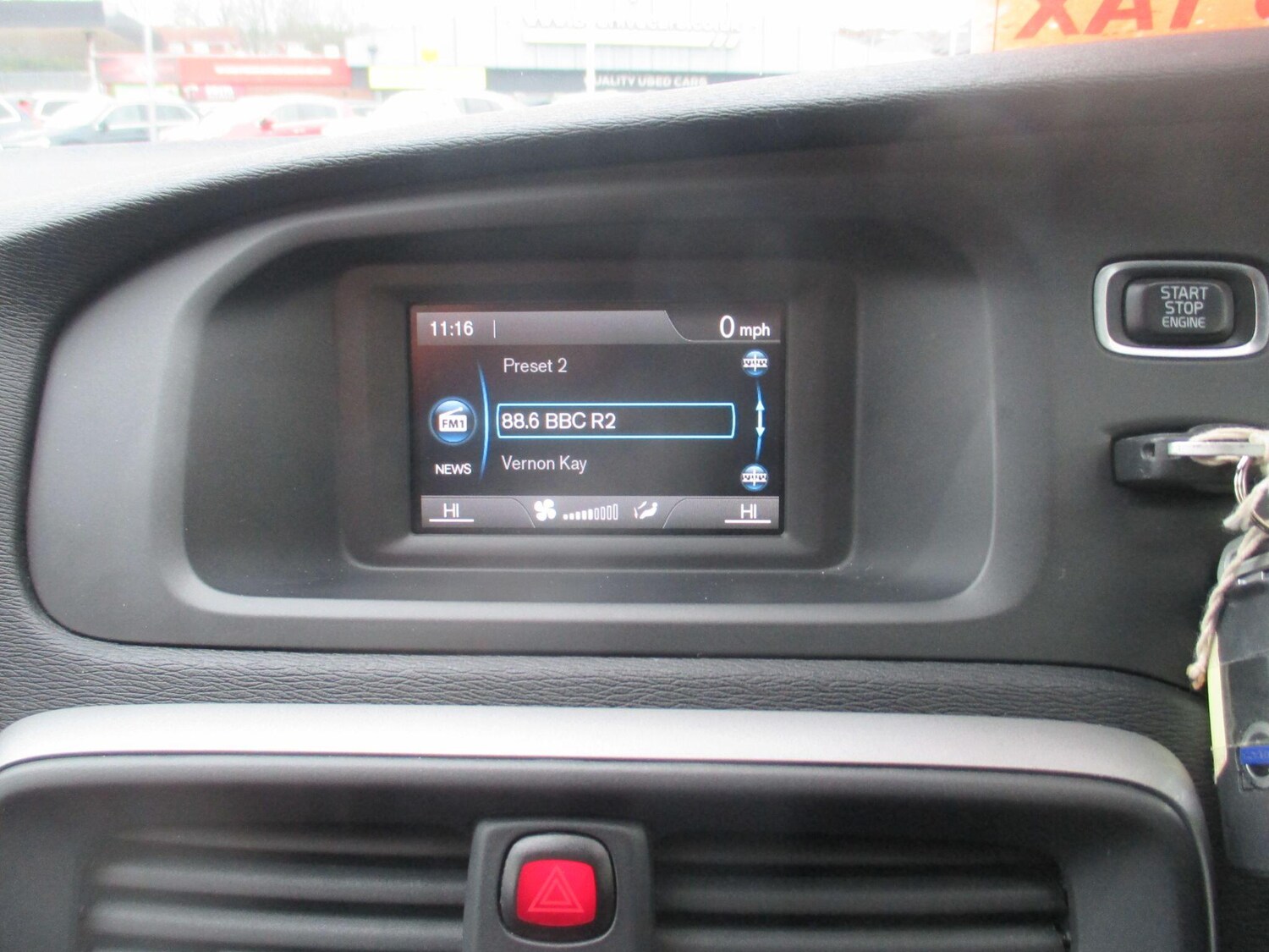 Used Volvo V40 2015 for sale - 76498972: Photo 28