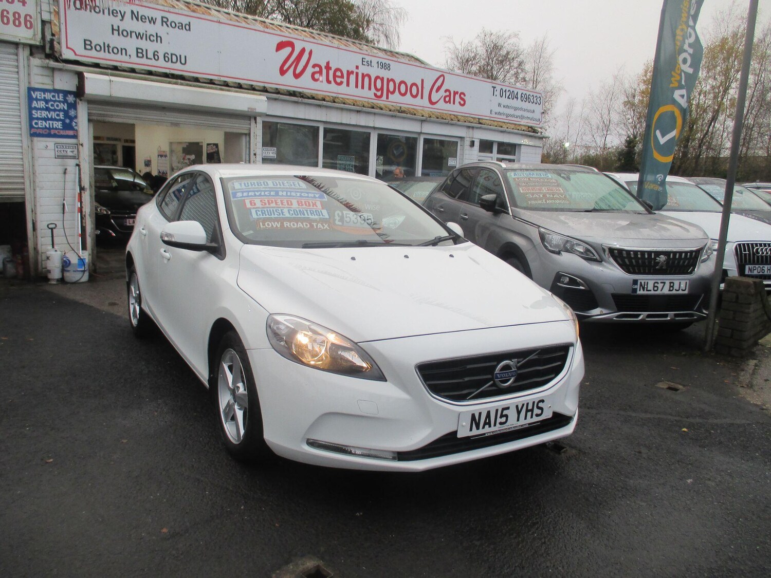 Used Volvo V40 2015 for sale - 76498972: Photo 3