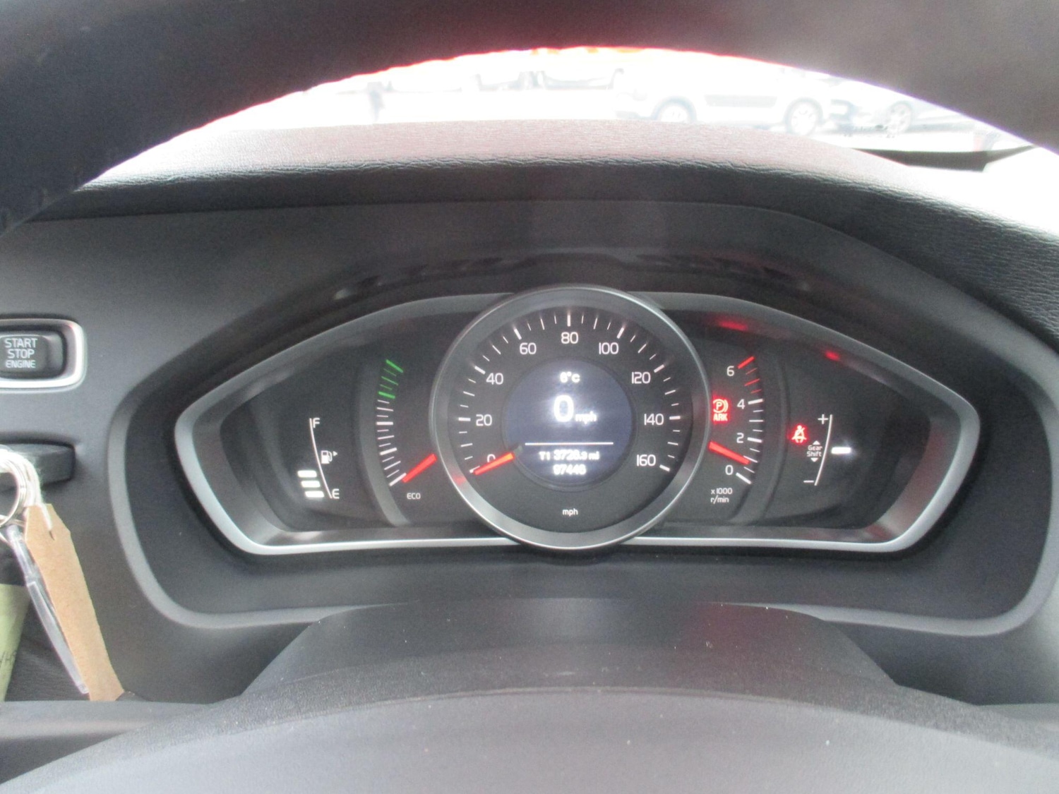 Used Volvo V40 2015 for sale - 76498972: Photo 30