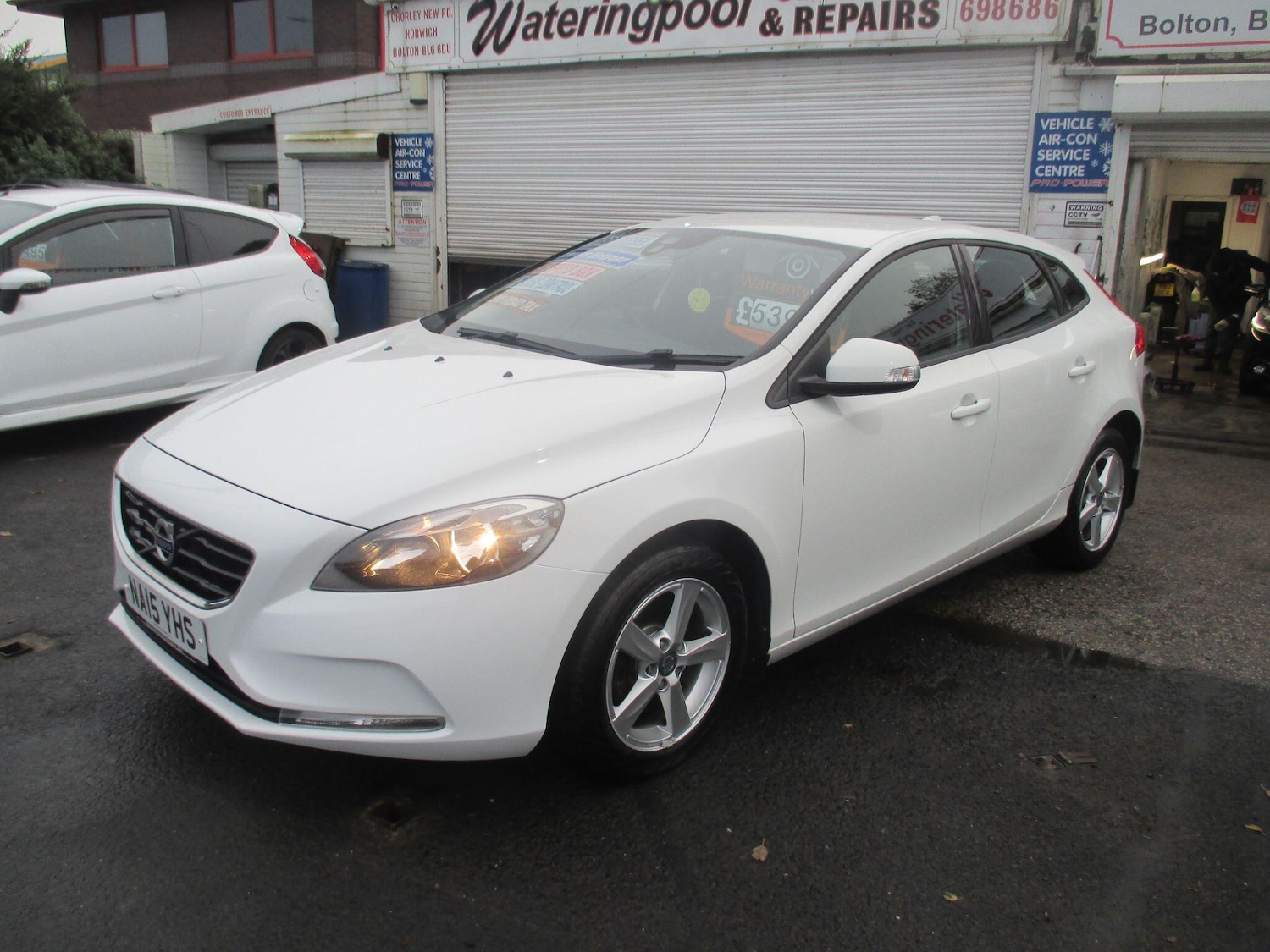 Used Volvo V40 2015 for sale - 76498972: Photo 5