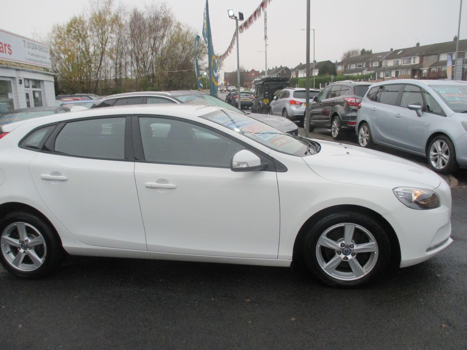 Used Volvo V40 2015 for sale - 76498972: Photo 7