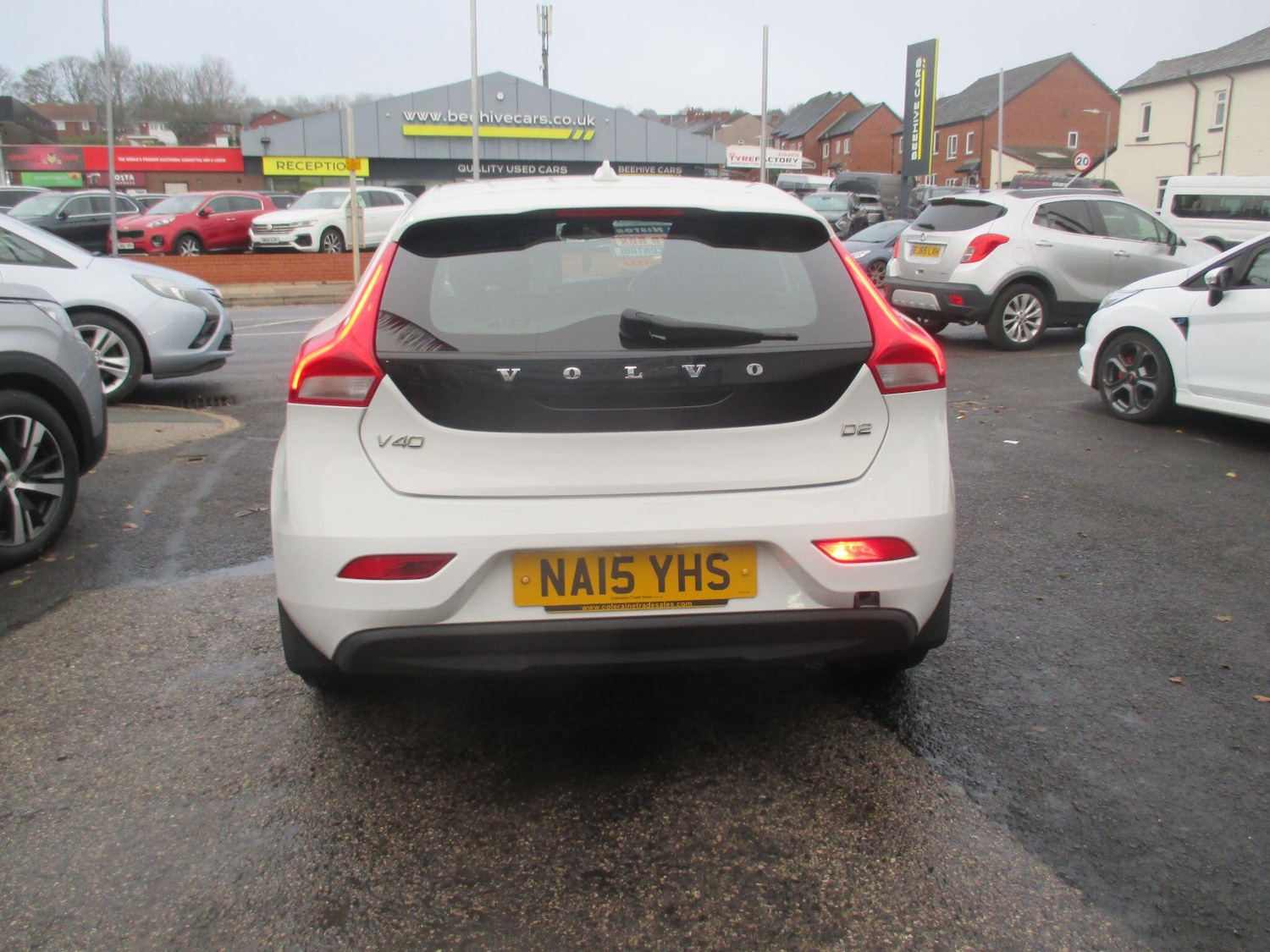 Used Volvo V40 2015 for sale - 76498972: Photo 8
