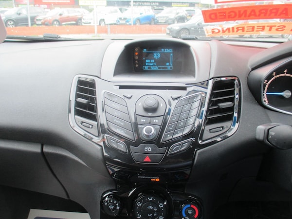 Used Ford Fiesta 2014 for sale - 76020523: Photo 20