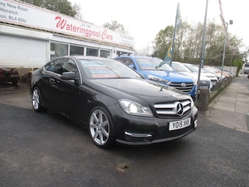 Used Mercedes-Benz C Class 2015 for sale - 76584999: Photo