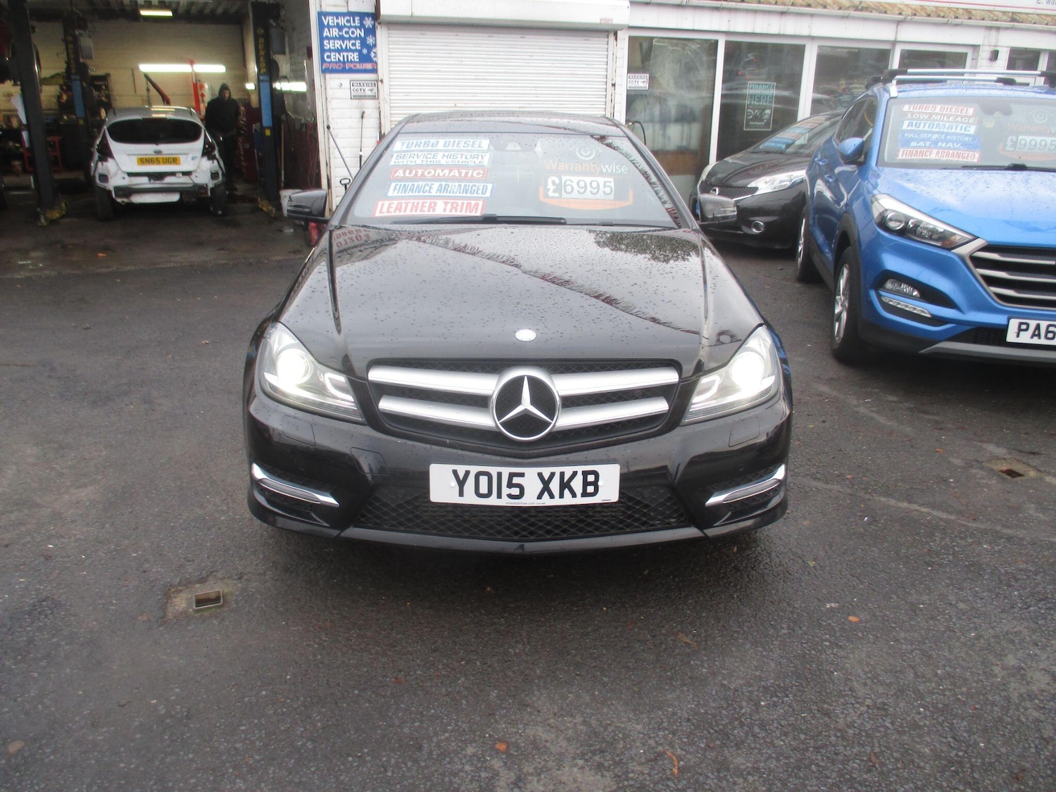 Used Mercedes-Benz C Class 2015 for sale - 76584999: Photo 4