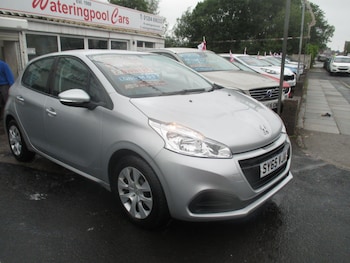 Used Peugeot 208 2015 for sale - 78860073: Photo