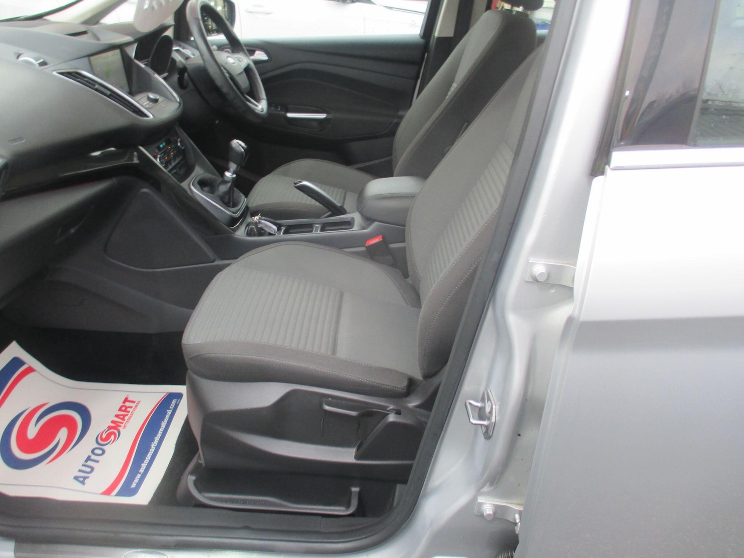 Used Ford C-Max 2016 for sale - 77060435: Photo 17