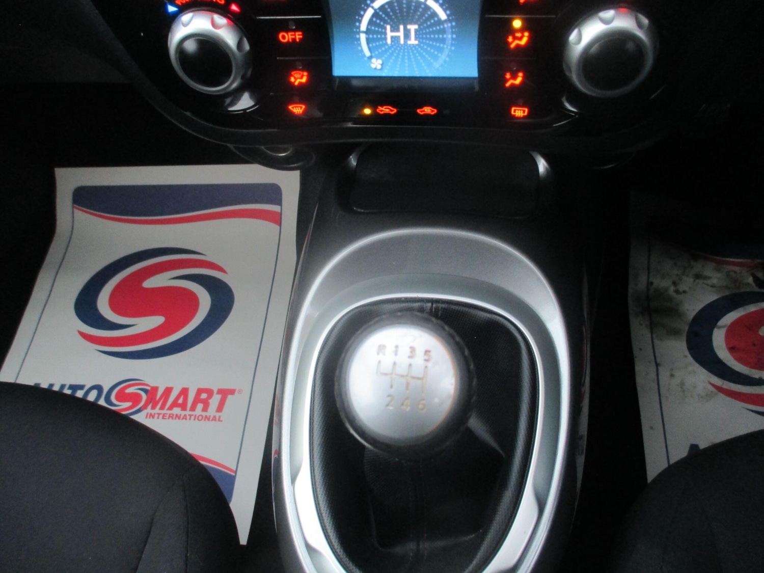 Used Nissan Juke 2015 for sale - 77242647: Photo 27