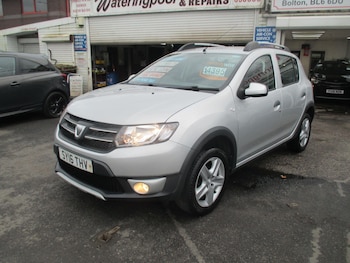 Used Dacia Sandero Stepway 2016 for sale - 77809080: Photo