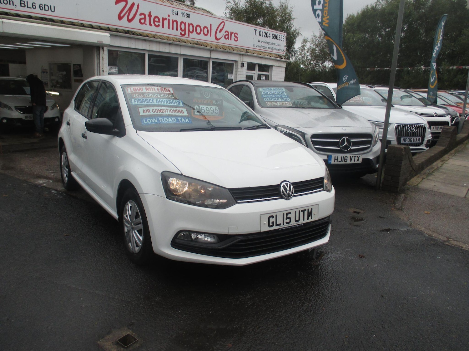 Used Volkswagen Polo 2015 for sale - 76189684: Photo 1