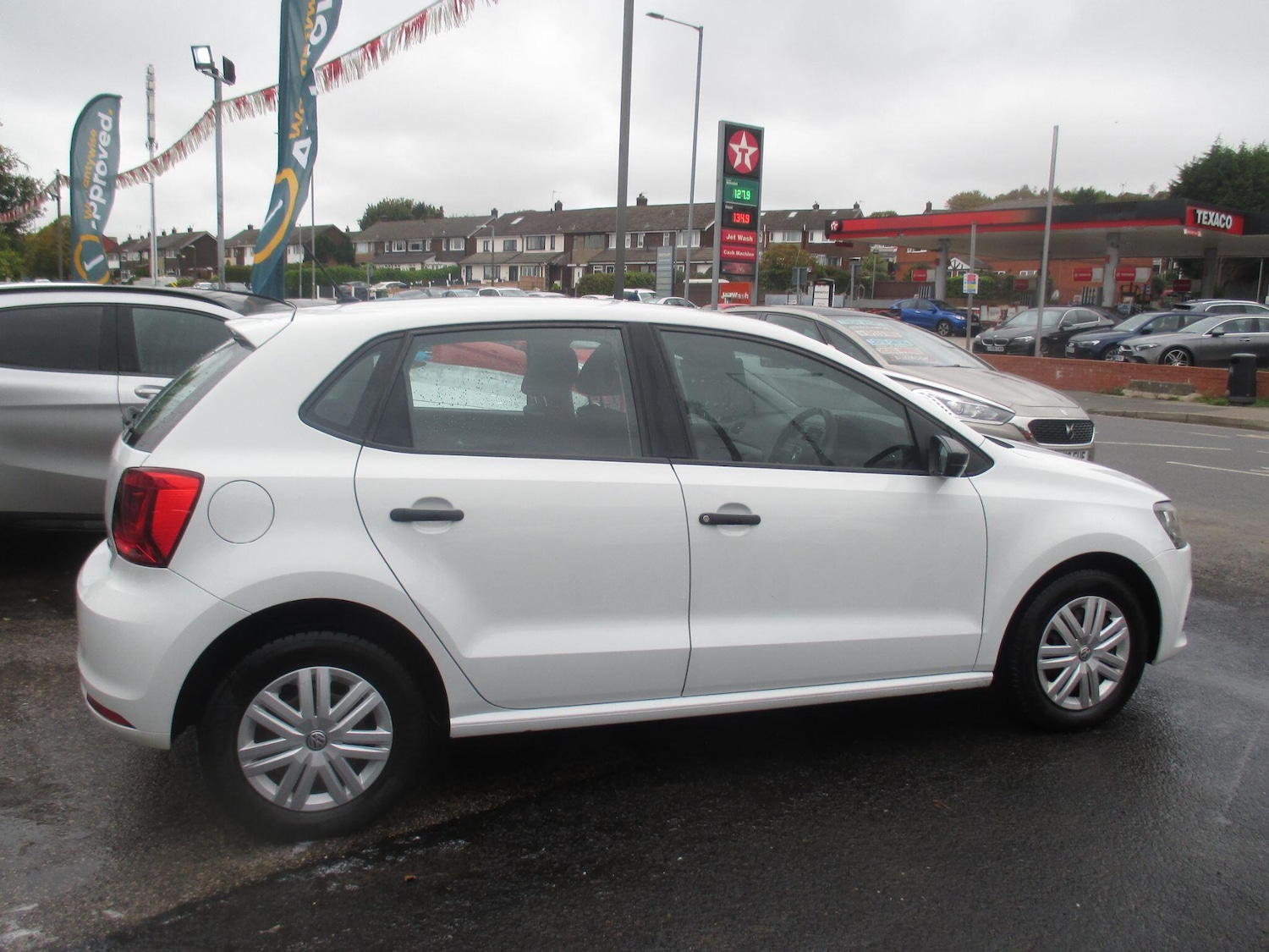 Used Volkswagen Polo 2015 for sale - 76189684: Photo 10