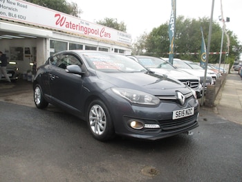 Used Renault Megane 2015 for sale - 76189387: Photo