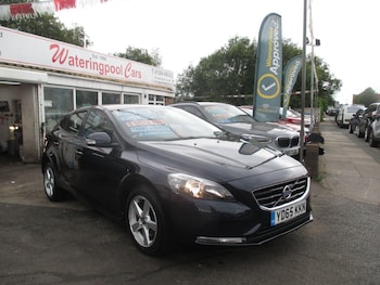 Used Volvo V40 2015 for sale - 79324937: Photo