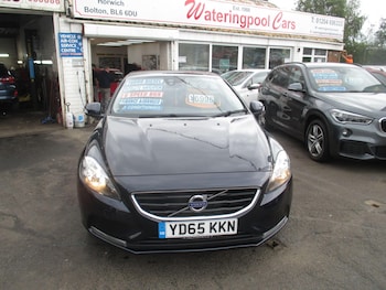 Used Volvo V40 2015 for sale - 79324937: Photo