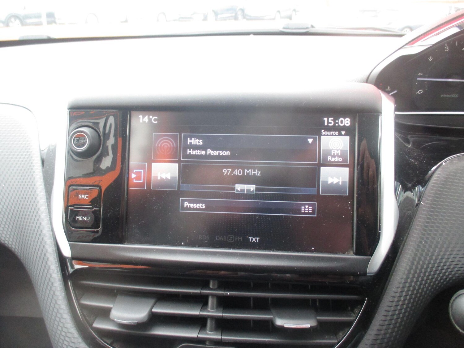 Used Peugeot 208 2015 for sale - 76085340: Photo 29