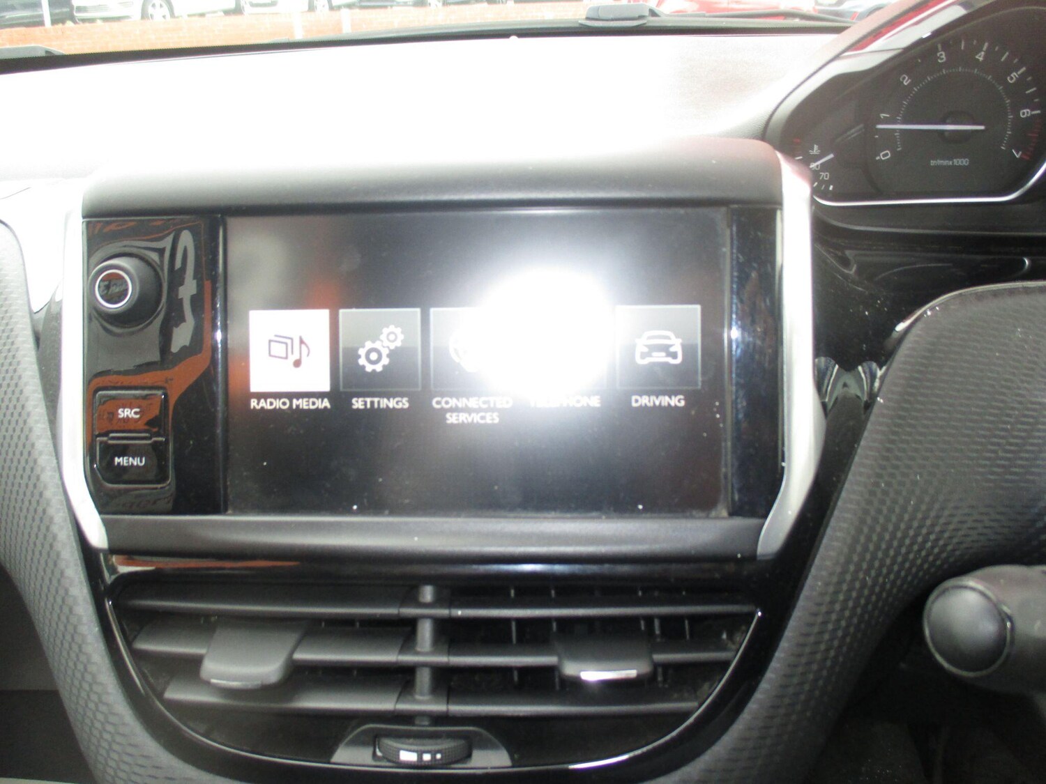 Used Peugeot 208 2015 for sale - 76085340: Photo 30