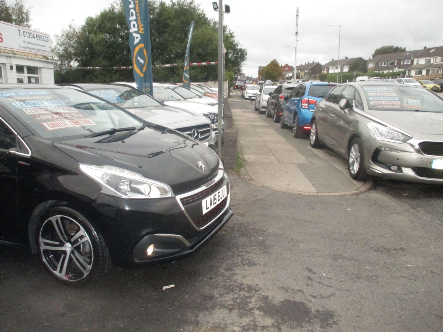 Used Peugeot 208 2015 for sale - 76085340: Photo 33
