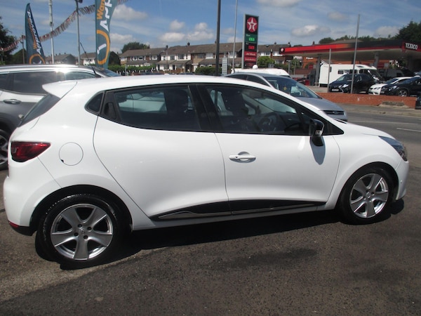 Used Renault Clio 2015 for sale - 75401278: Photo 10