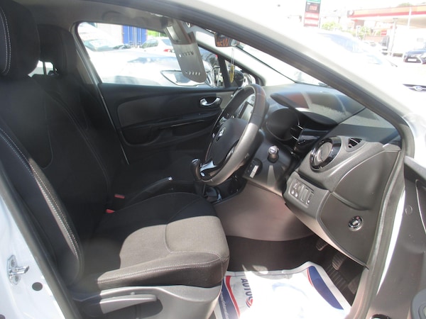 Used Renault Clio 2015 for sale - 75401278: Photo 14
