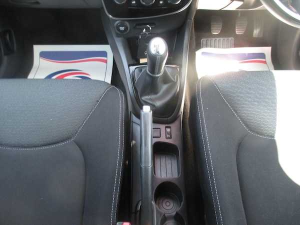 Used Renault Clio 2015 for sale - 75401278: Photo 24