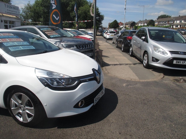 Used Renault Clio 2015 for sale - 75401278: Photo 31