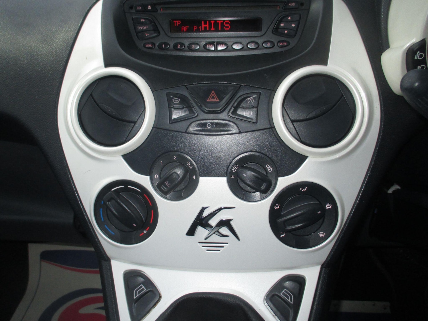 Used Ford Ka 2015 for sale - 76994059: Photo 19