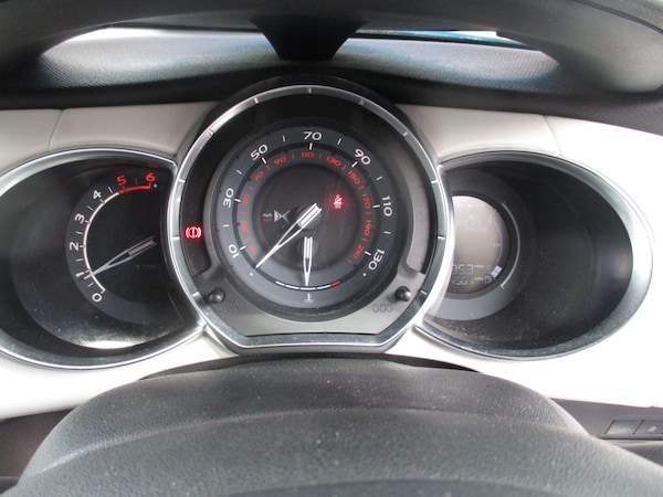 Used DS Automobiles DS 3 2015 for sale - 75401297: Photo 33