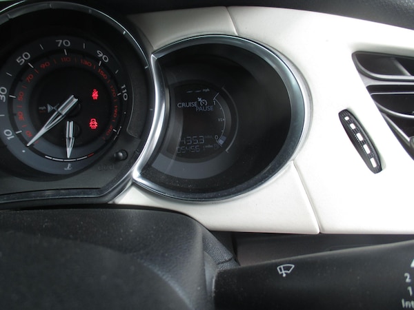Used DS Automobiles DS 3 2015 for sale - 75401297: Photo 34