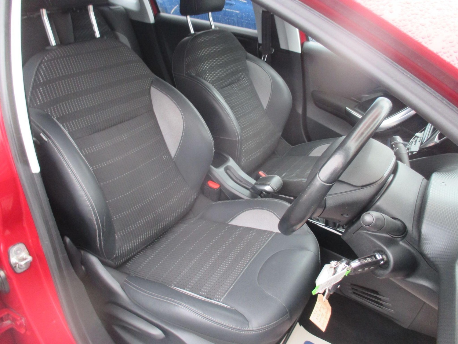 Used Peugeot 2008 2018 for sale - 76388316: Photo 15