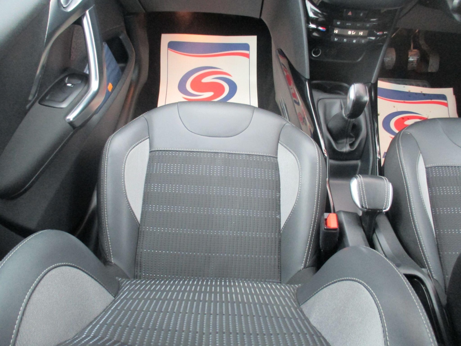 Used Peugeot 2008 2018 for sale - 76388316: Photo 25