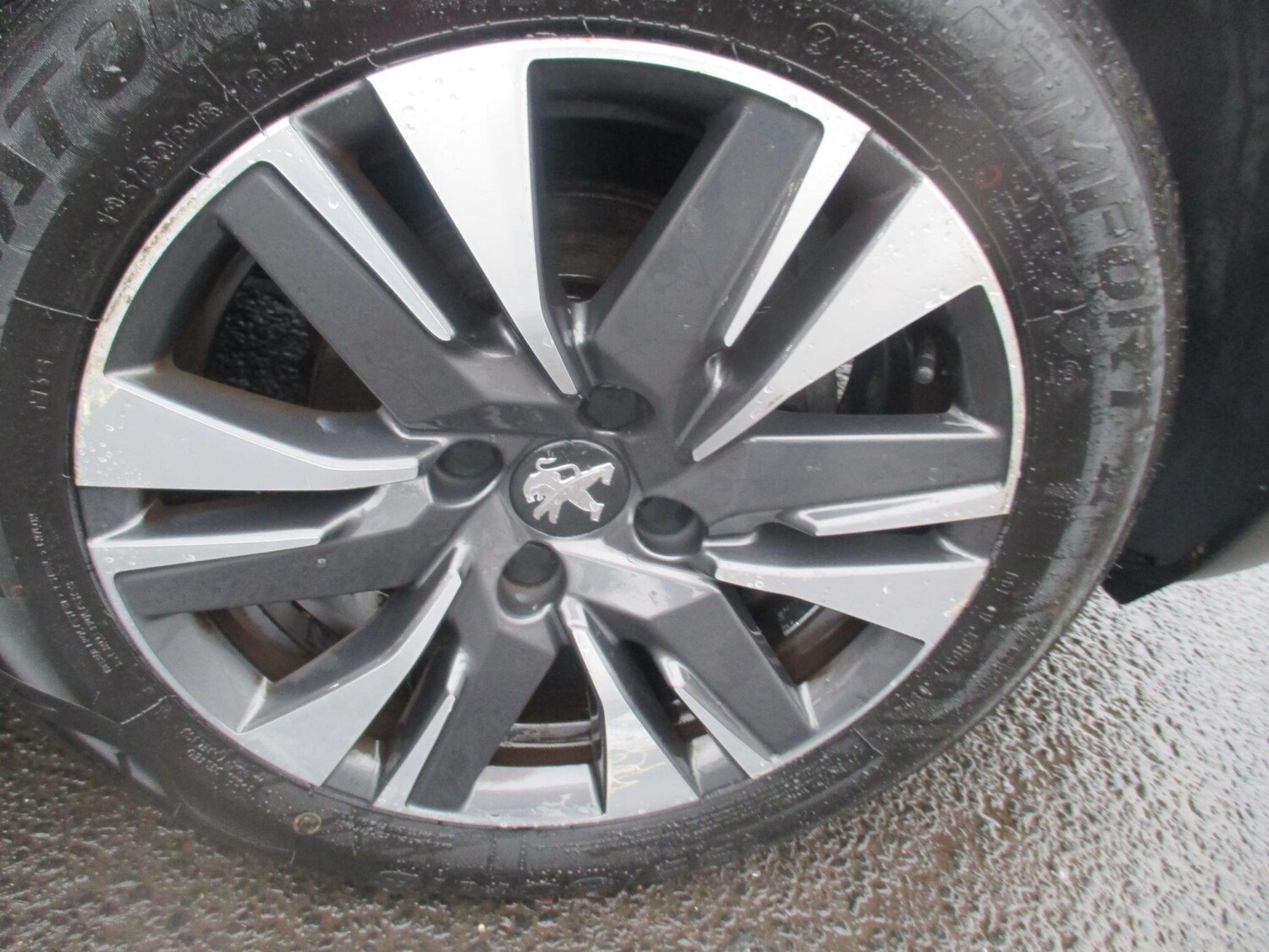 Used Peugeot 2008 2018 for sale - 76388316: Photo 35