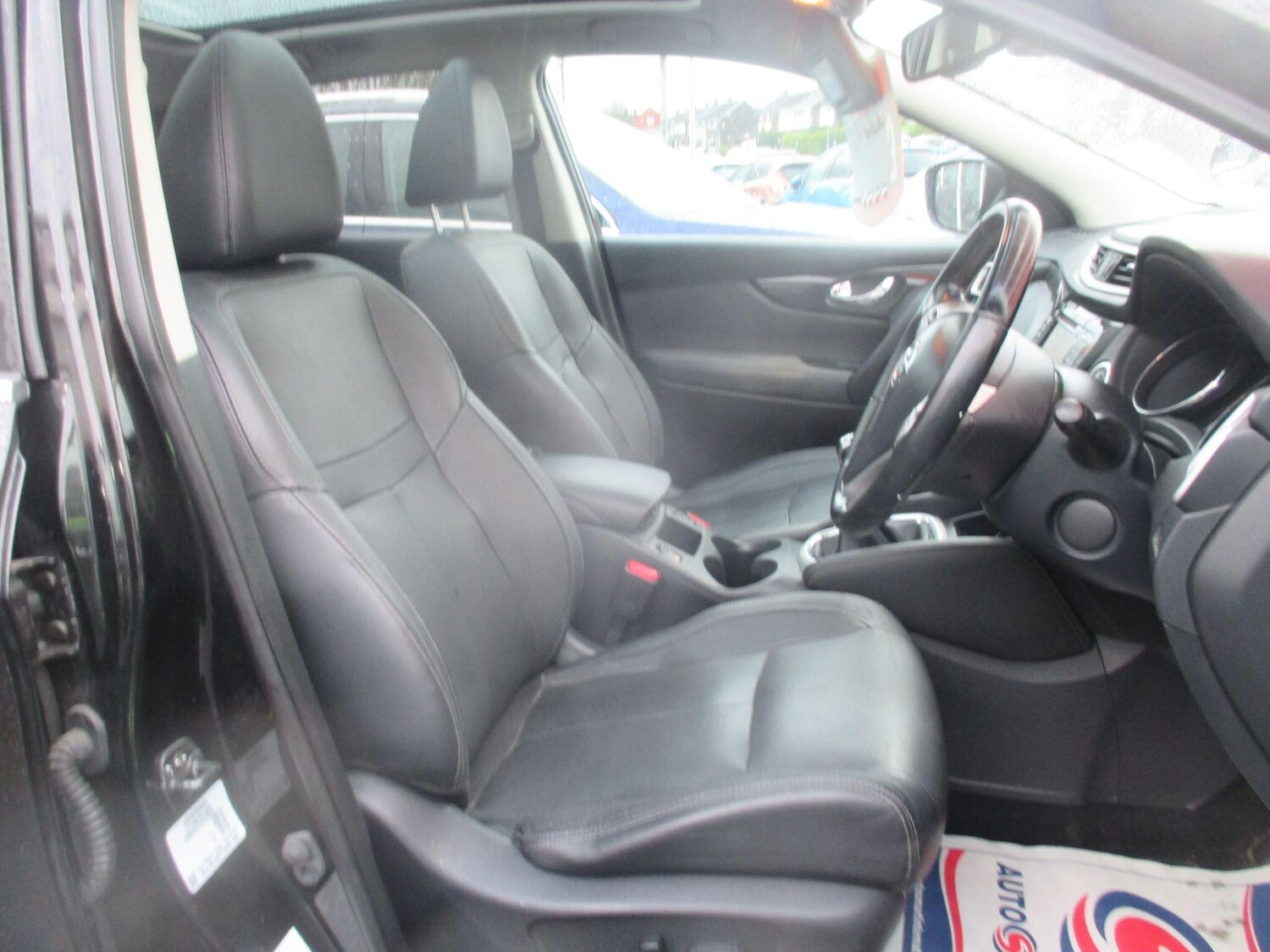Used Nissan Qashqai for sale - 77550537: Photo 13