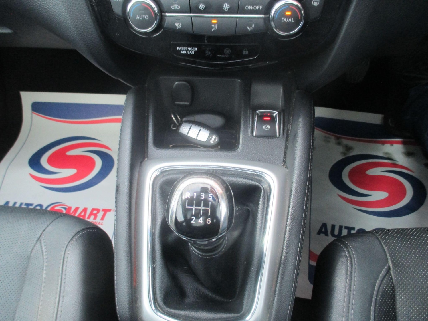 Used Nissan Qashqai for sale - 77550537: Photo 30