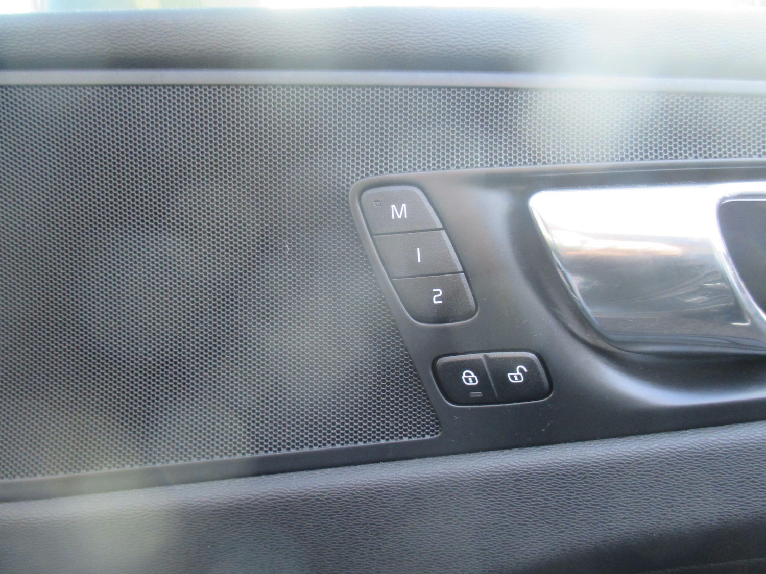 Used Volvo XC60 2018 for sale - 76498591: Photo 20