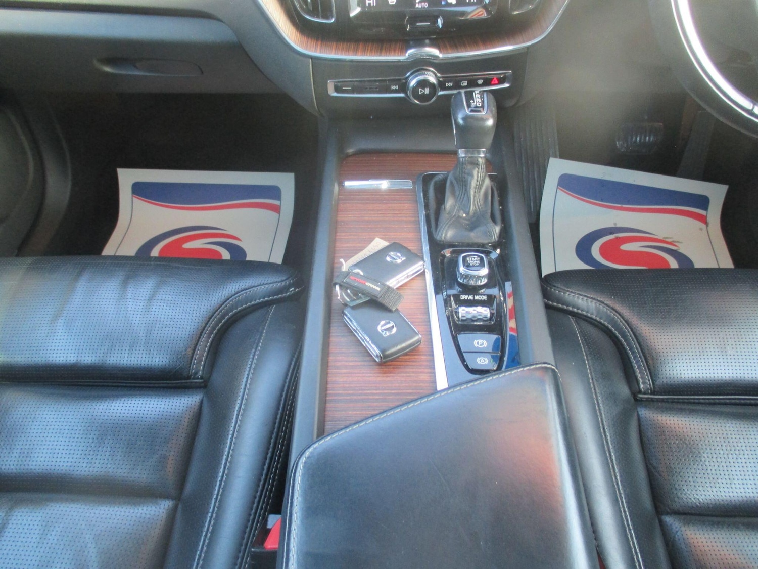 Used Volvo XC60 2018 for sale - 76498591: Photo 23