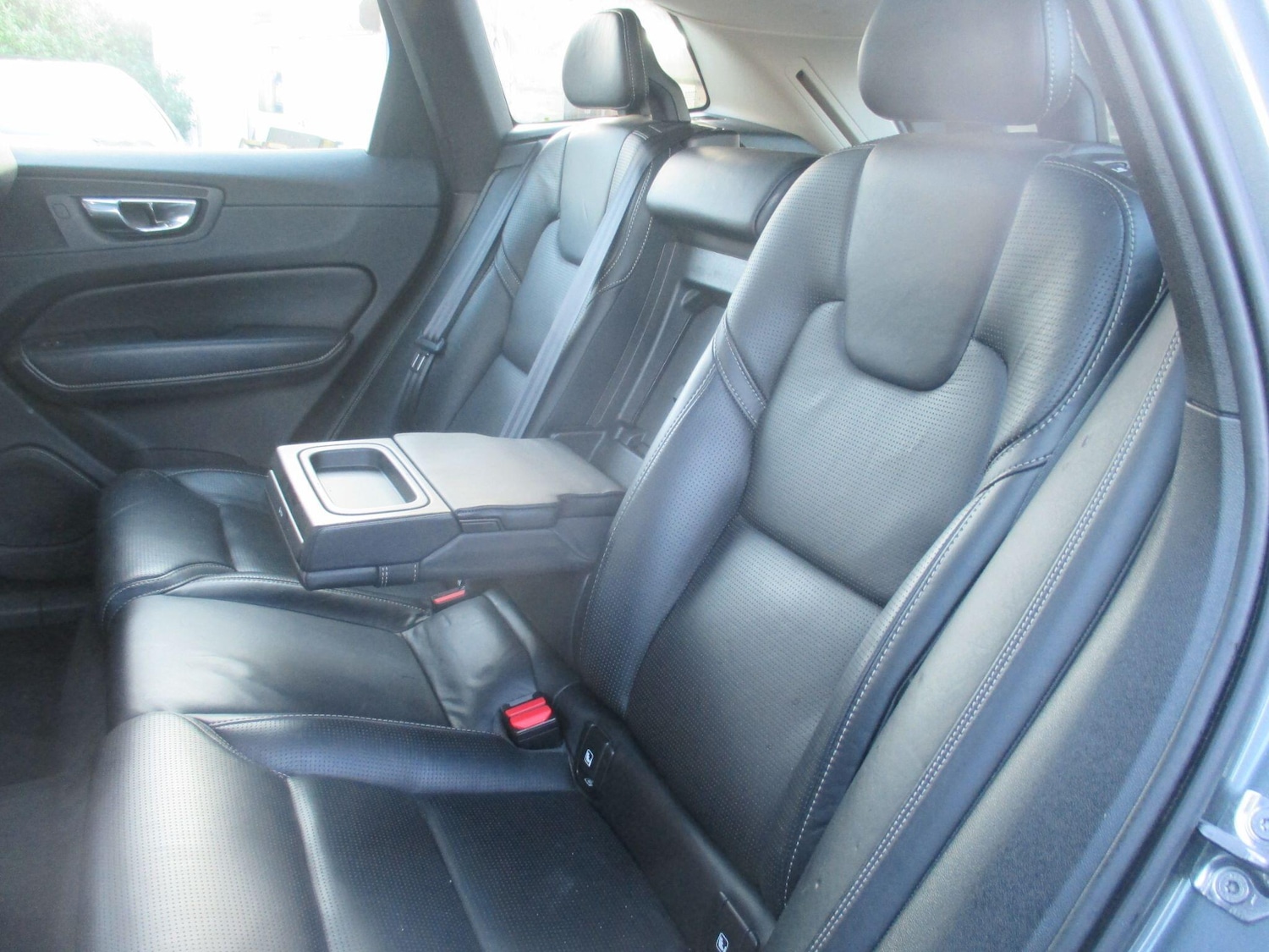 Used Volvo XC60 2018 for sale - 76498591: Photo 27