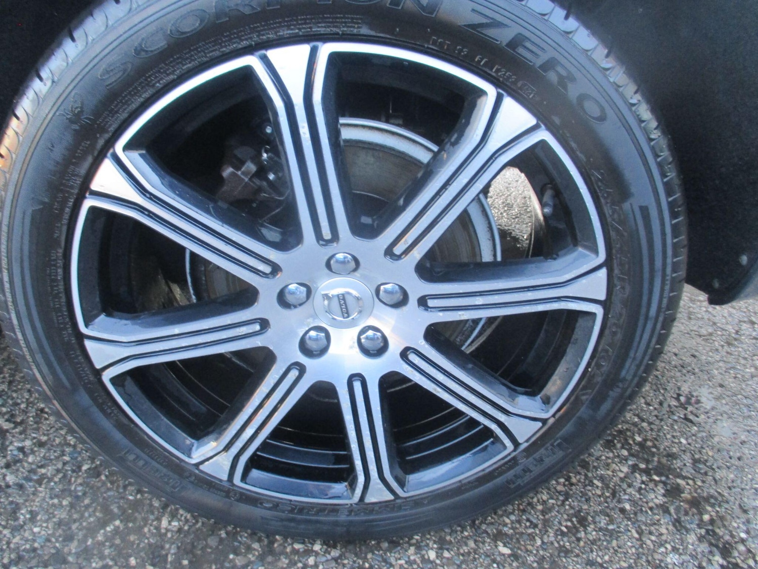 Used Volvo XC60 2018 for sale - 76498591: Photo 30