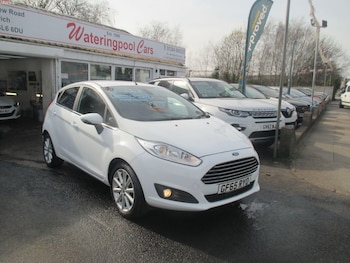 Used Ford Fiesta 2015 for sale - 77637760: Photo