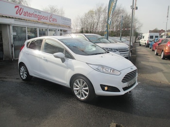 Used Ford Fiesta 2015 for sale - 77637760: Photo