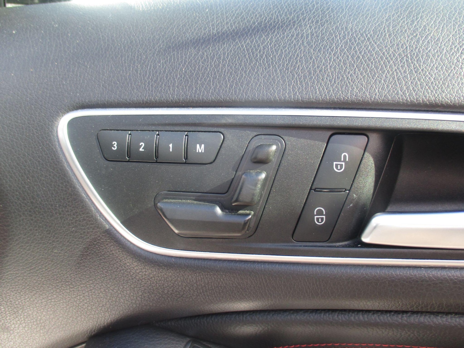 Used Mercedes-Benz GLA 2016 for sale - 76072154: Photo 39